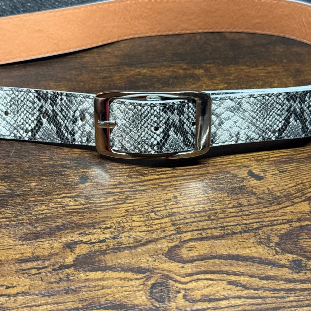 Faux Snakeskin Belt Gray Black Animal Print Silver Buckle